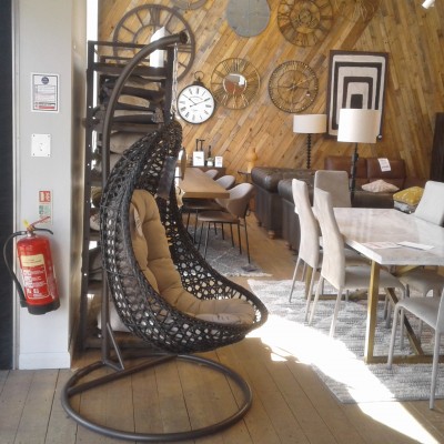 HAZEL GARDEN HANGING CHAIR