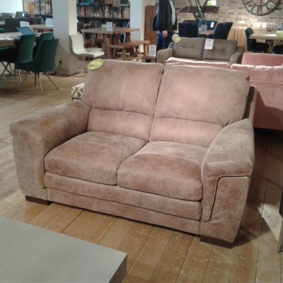 BERISSO LOVE SEAT